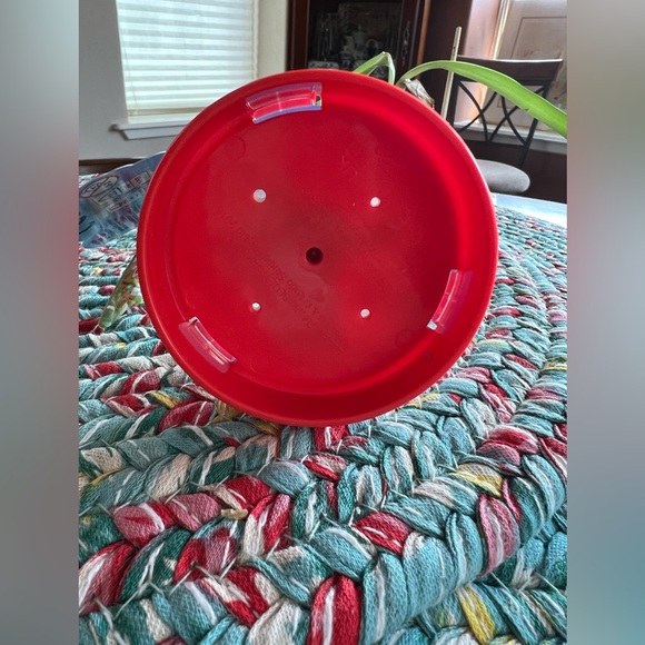 Bluey Toy Christmas Ornament 2.5” Figure - BLUEY IN SANTA HAT with Gift Tag, New - Picture 6 of 7